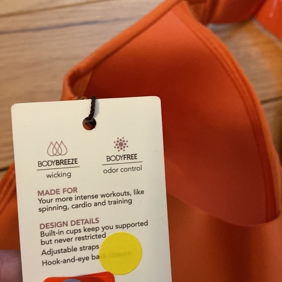 NWT Calia by Carrie Underwood Made to Move Bra, Medium Support, S, mark on L cup - Picture 8 of 9